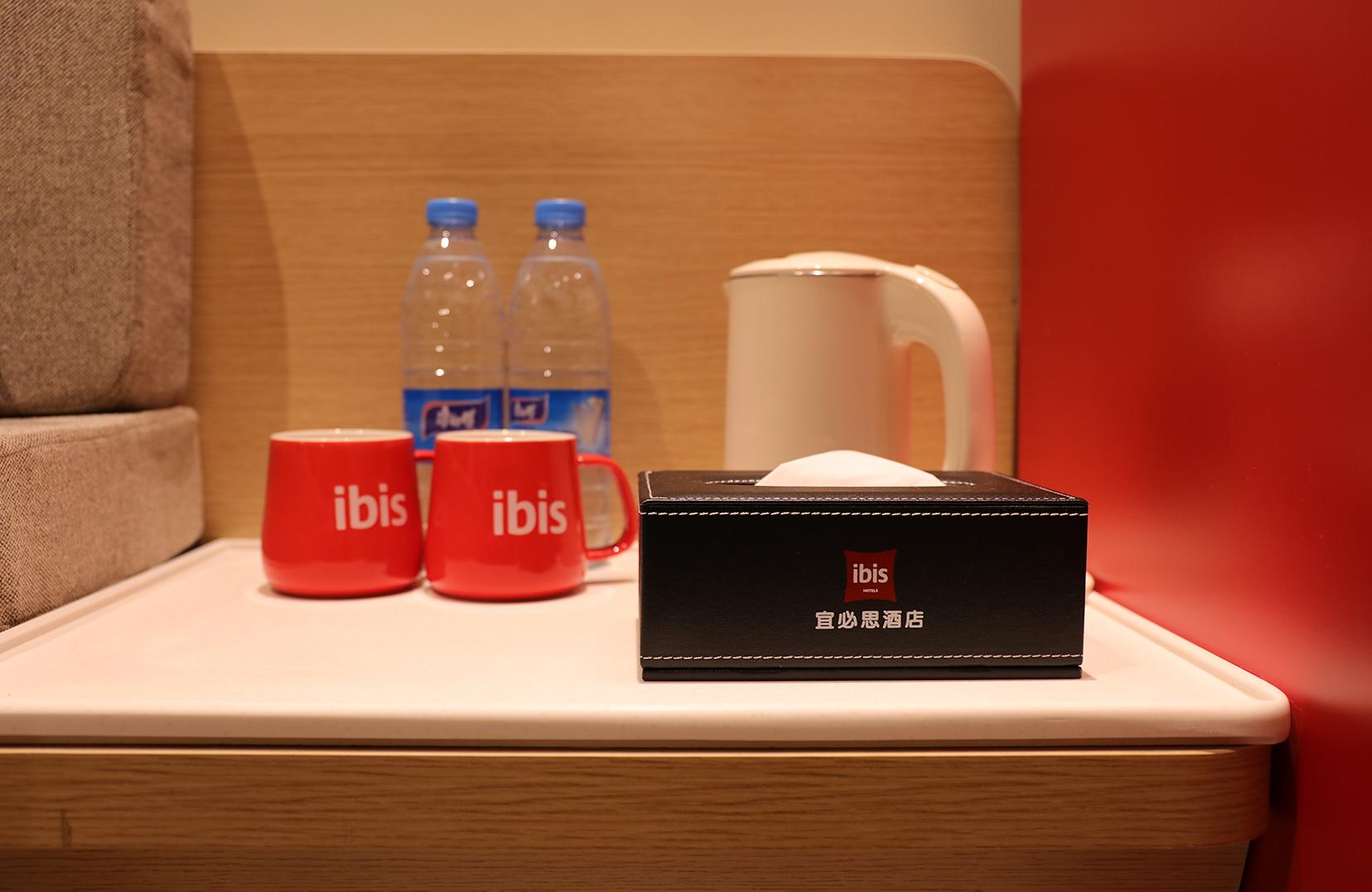 Ibis Shanghai Changshou Road Hotel Xangai Exterior foto