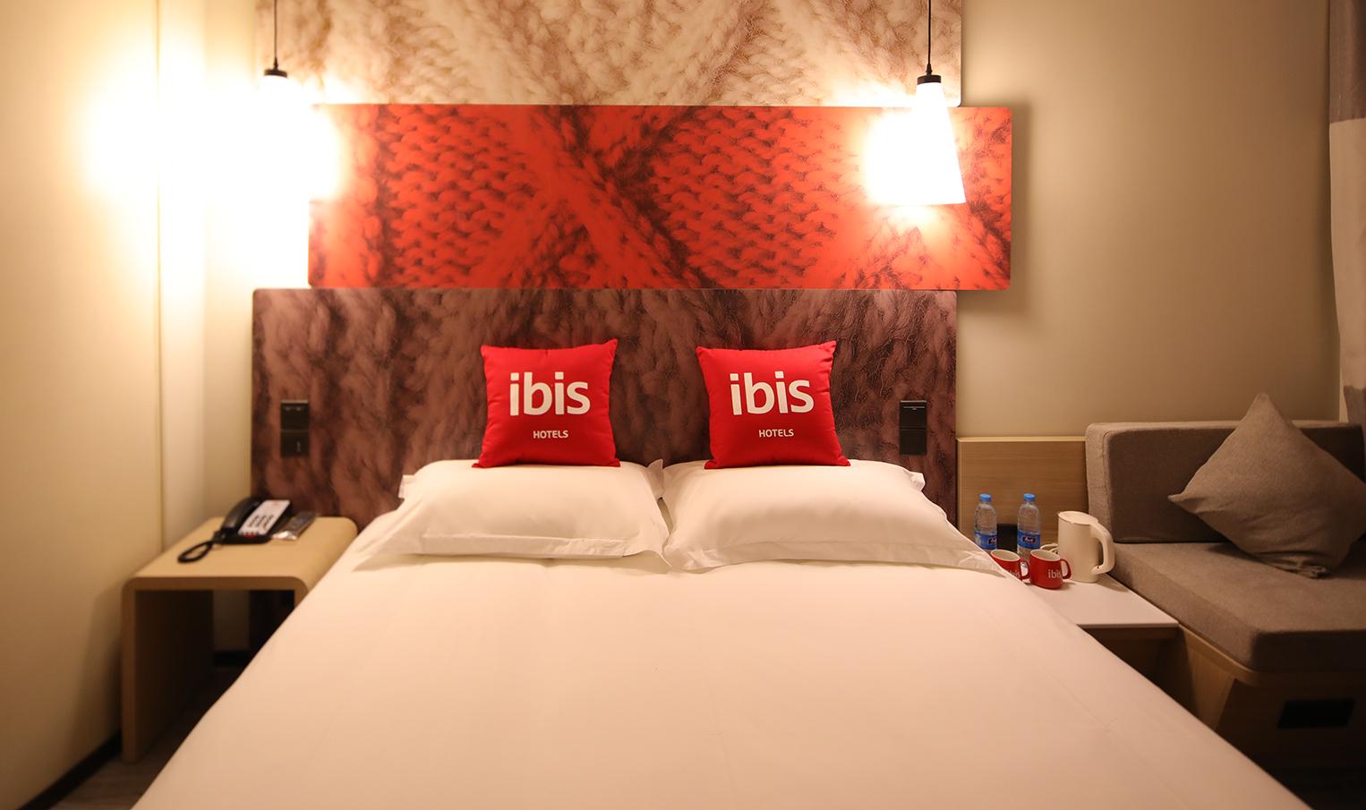 Ibis Shanghai Changshou Road Hotel Xangai Exterior foto