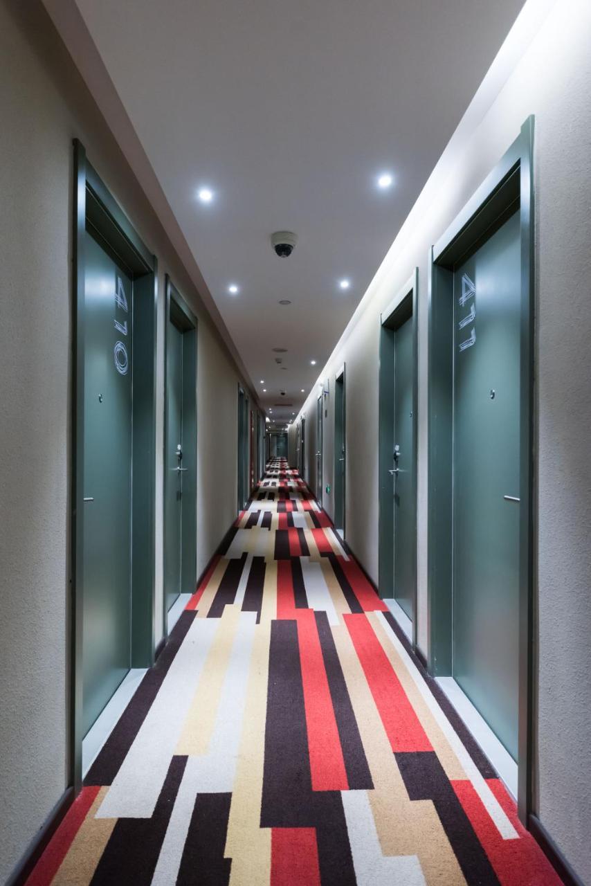 Ibis Shanghai Changshou Road Hotel Xangai Exterior foto