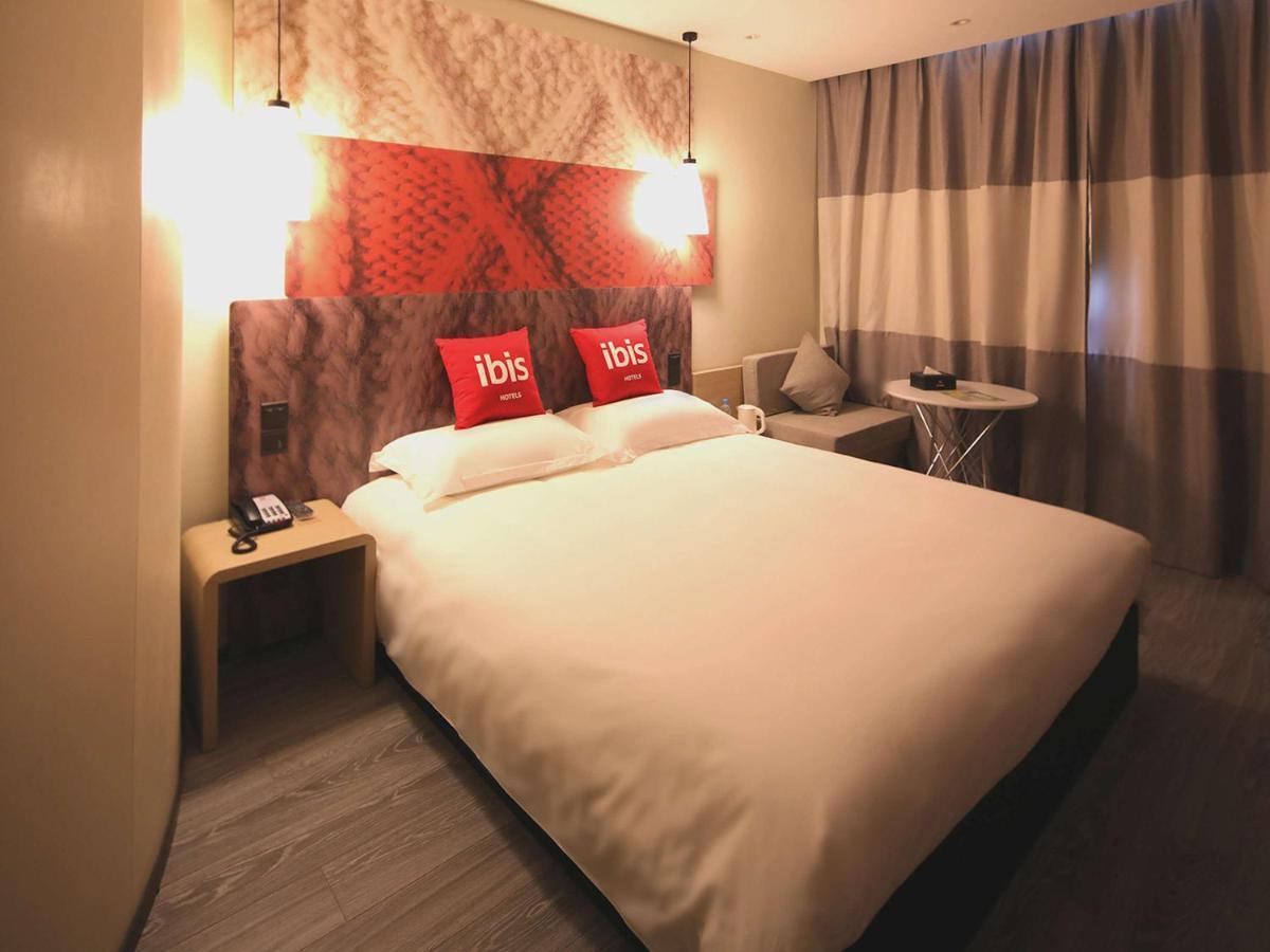 Ibis Shanghai Changshou Road Hotel Xangai Exterior foto