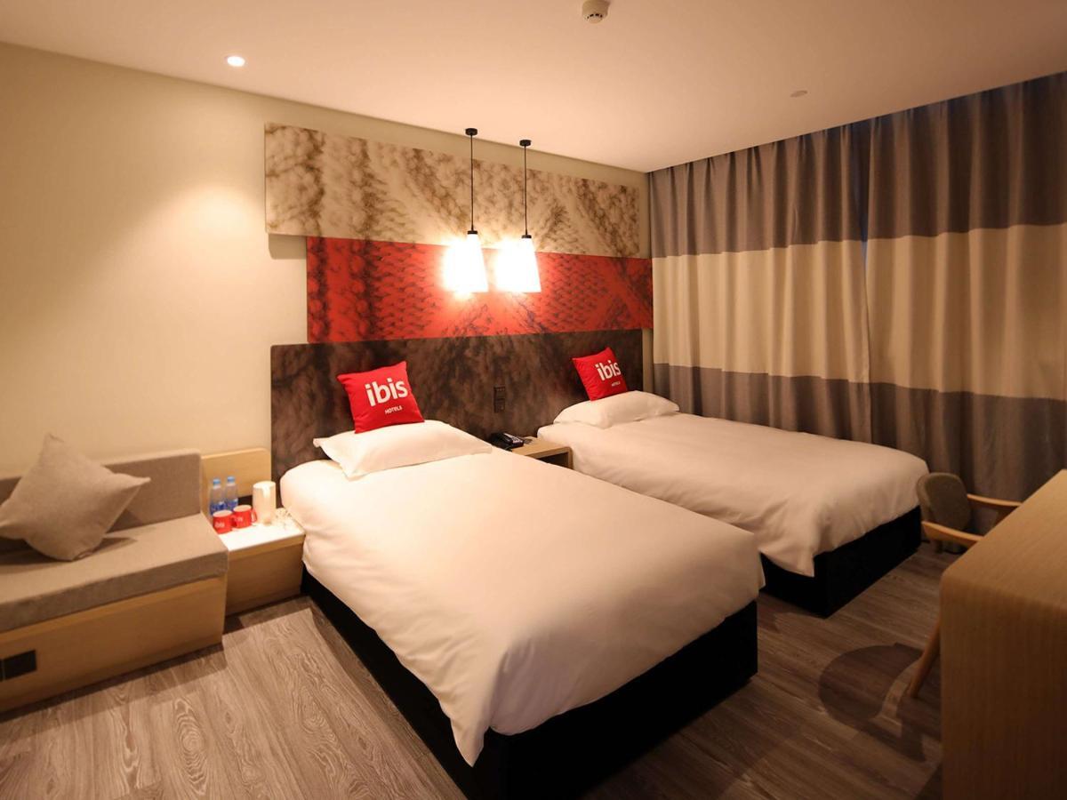 Ibis Shanghai Changshou Road Hotel Xangai Exterior foto