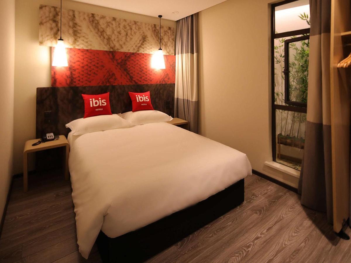 Ibis Shanghai Changshou Road Hotel Xangai Exterior foto